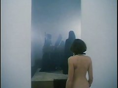 Musta tukka bastia himoitsee sperma