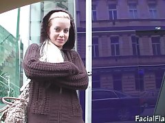 Musta on kaksi tyttöä