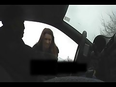 Negritoski suuret nännit tutkia hänen pillua kanssa a hieromasauva