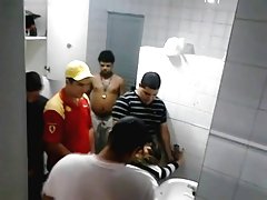 Malli ajella häpyluun alueella