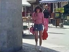Noelle easton saa suuren hieronta äkillinen loppu.